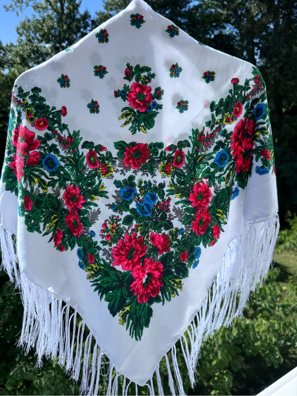 Ukrainian style Fringed Floral Women's Scarf - White with Red flowers